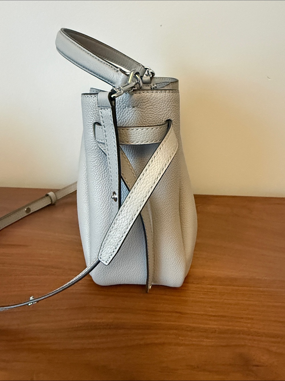 Tory Burch Romy Bucket Bag - Picture 6 of 14